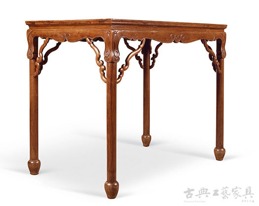 黄花梨有束腰展腿式半桌 明末