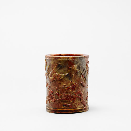 清康熙 寿山石刻喜鹊登梅笔筒 H:12.8cm