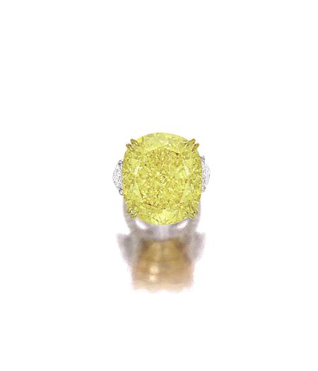 「The Lady Luck Diamond」77.77卡拉VS2净度鲜彩黄钻配钻石戒指（估价：5,300万至5,800万港元／ 680万至750美元）