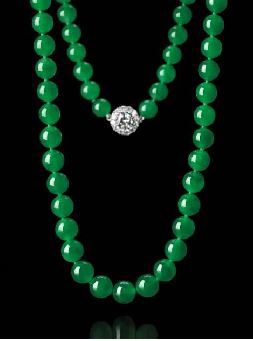  天然翡翠珠配钻石项链（估价：4,500万至5,500万港元／580万至700万美元）