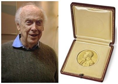 DNA之父沃森的诺贝尔奖牌以高价卖出。（图片</p>

<p>　　这枚奖章由一位通过电话竞标的匿名竞投人获得。加上竞投人付给拍卖行的保证金，奖章的总成交价为476万美元(约合人民币2941.2万元)，是佳士得拍卖行拍出的价格最高的诺贝尔奖章。</p>

<p>　　86岁高龄的科学家沃森与妻子和一个儿子共同观看了拍卖的过程。奖章的起拍价为150万美元(约合930万人民币)，随后价格较平稳地增加了10万美元(约合992万人民币)，最终两位通过电话竞投的买家将价格推至成交价。</p>

<p>　　此次拍卖也成为沃森为自己针对黑人的不当言论进行挽救的标志。七年前，他因在伦敦《星期日泰晤士报》的采访中发表关于“黑人智商不如白人”的言论而受到科学界的“冷遇”，从此江河日下，乏人问津，收入低迷。在采访中他表示“对非洲的前途天生悲观”，因为“我们所有的社会政策都基于这样一个设想：非洲人的智力与我们相同，但所有试验都表明并非如此”。之后他也为自己的言论诚挚道歉，说“这一观点并无科学依据”。</p>

<p>　　佳士得拍卖行同时将沃森的获奖感言笔记和获奖第二天的演讲手稿列为竞拍品，最终这两件拍品以36.5万美元(226.3万人民币)和24.5万美元(151.9万人民币)的价格被另一名电话竞投人获得。这两件拍品的最后成交价与拍卖行的预估价格一致。</p>

<p>　　沃森在拍卖前表示，将把大部分拍卖获得的钱捐给培养了他的教育机构以“支持科学研究工作”。这些机构包括他15岁攻读硕士学位的芝加哥大学、授予其博士学位的印第安纳大学、他与克里克教授一同工作过的剑桥大学以及他曾经就职多年的长岛冷泉港实验室。</p>

<p>　　与沃森一同获得奖章的弗朗西斯·克里克(Francis Crick)已于2004年去世。他拥有的奖章在去年的拍卖中由一家中国生物科技公司的董事长杰克·王(Jack Wang)以227万美元(约合1407.4万人民币)的价格拍得。</p>

<p>　　沃森与克里克一同发现DNA的双螺旋结构时年仅24岁。1968年，沃森在其回忆录中把DNA称作“破解生命奥秘的罗塞达石，是能够起决定作用的关键因素。”</p>
<!-- publish_helper_end -->
                 

					<div class=