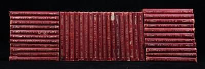 147235038号藏品1901年袖珍插图本《莎士比亚全集》全套40册