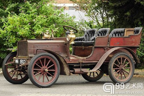 英国传奇老爷车将拍卖 110年仍可正常行驶
