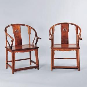 越南黄花梨圈椅一对（椅面50×61×48cm,通高98cm，两件相同)