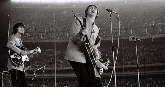 披头士乐队1965年纽约谢伊体育场演唱会珍贵照片