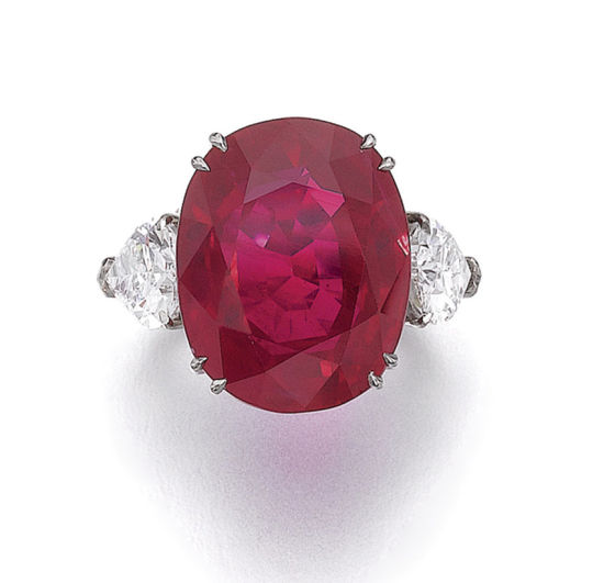 30.20克拉缅甸红宝石377.85万瑞士法郎 日内瓦苏富比2011年5月17日拍卖
