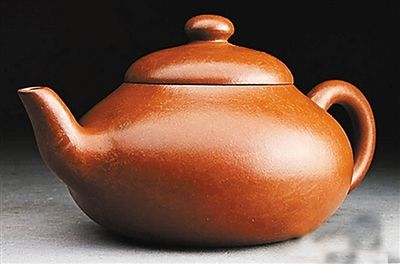 顾景舟制朱泥文旦素壶在多伦多拍出39万加元(约合243万人民币)。(资料图片)