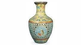 卖出的18世纪中国花瓶
