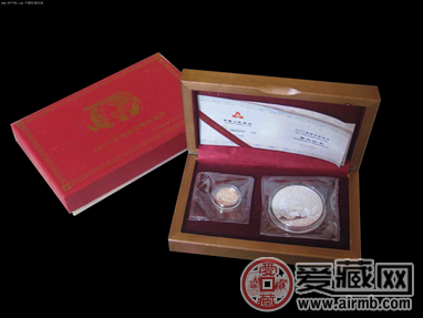  2011年金银纪念币的收藏与市场