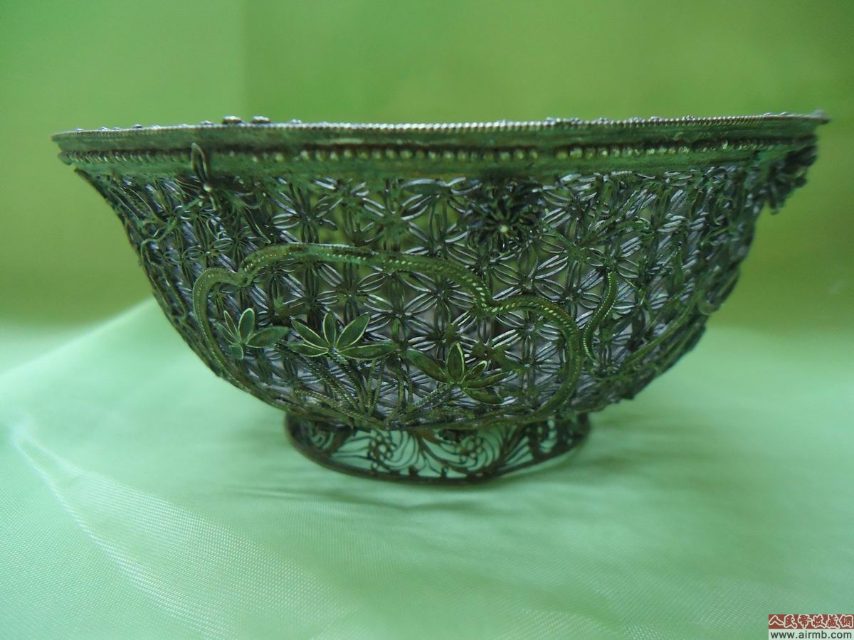 老银器升值潜力大不易求