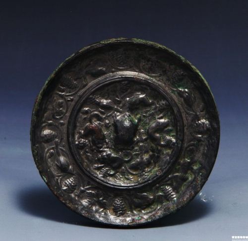 组图:哪些收藏品只赚不赔 黄龙玉五年涨千倍