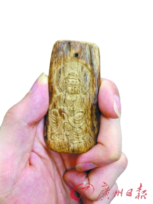 上等沉香价可比黄金 精雕讲究“因材施艺”