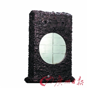 清乾隆沉香雕仙山楼阁嵌西洋镜座屏