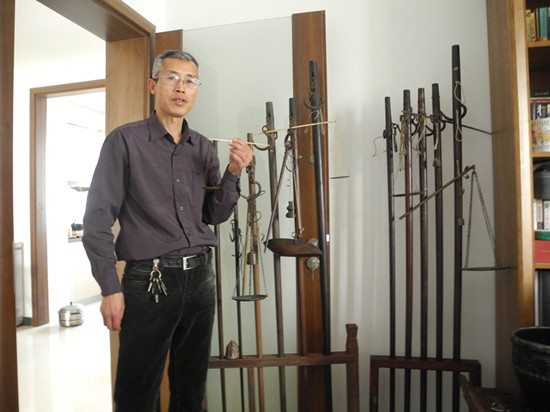 一个杆秤10万元 保定杆秤收藏迷：我不卖