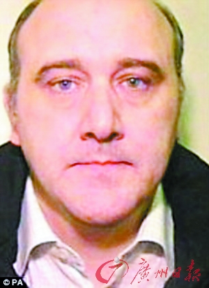 格林哈尔希大头照。