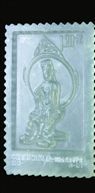 本报讯 6月16日起,中国集邮总公司首次将玉与金铜佛的结合限量发行我国第一套玉邮票。