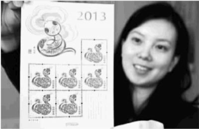 2013年伊始，“蛇票”走俏。（资料图片）